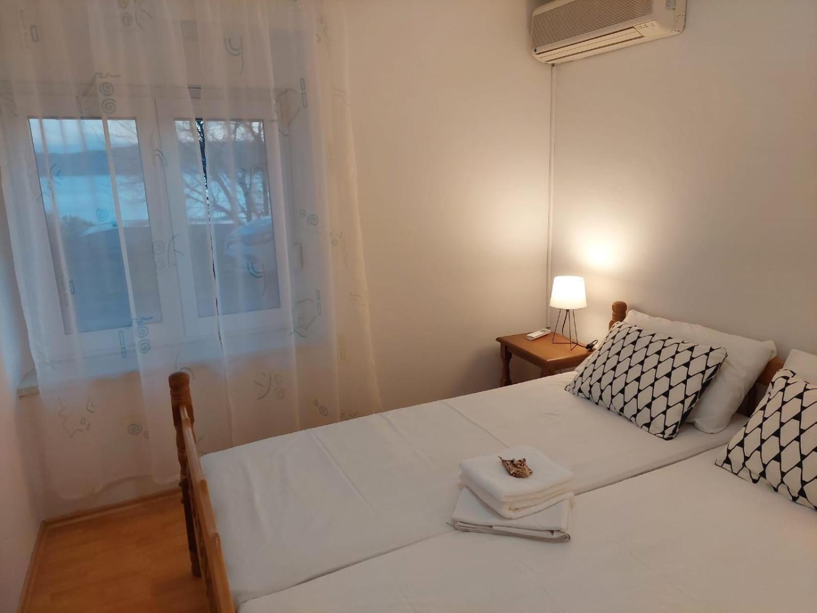 Apartman Luka Klenovica Exteriör bild